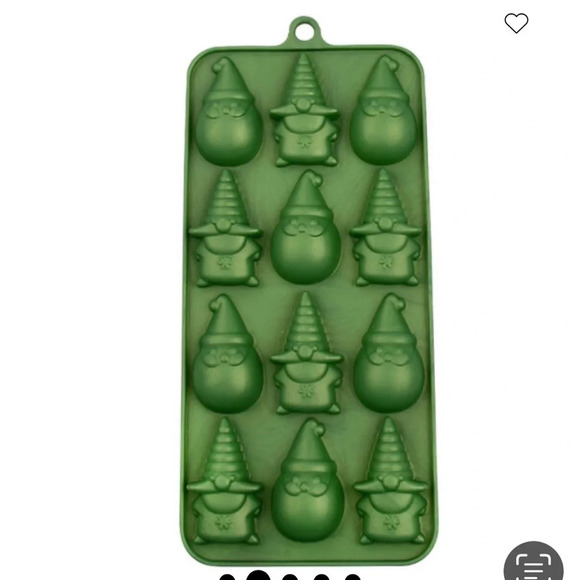 Metallic Gnomes And Santa Candy Mold, Green, NWT - Picture 4 of 6